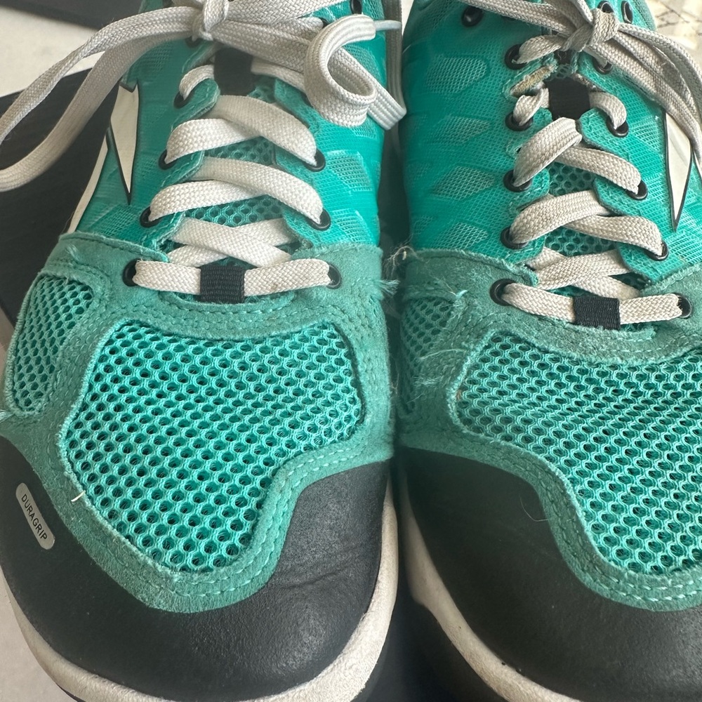 Reebok Teal and Black Athletic Shoes - Picture 2 of 7